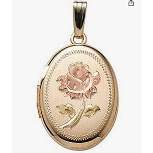 Gorgeous Elegant Gold Filled Etched Floral Rose Oval Locket